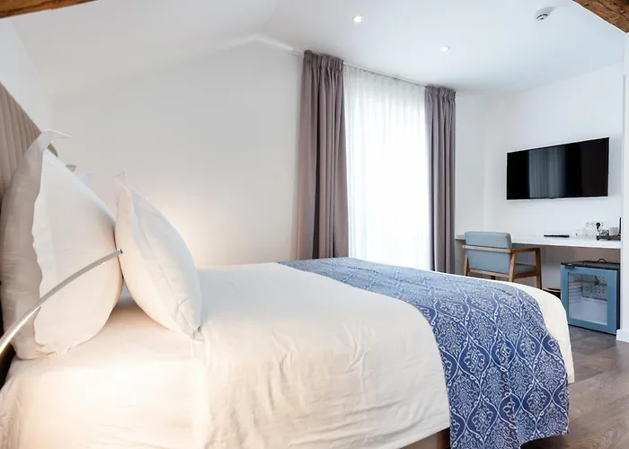 Azur Palace Luxury Rooms