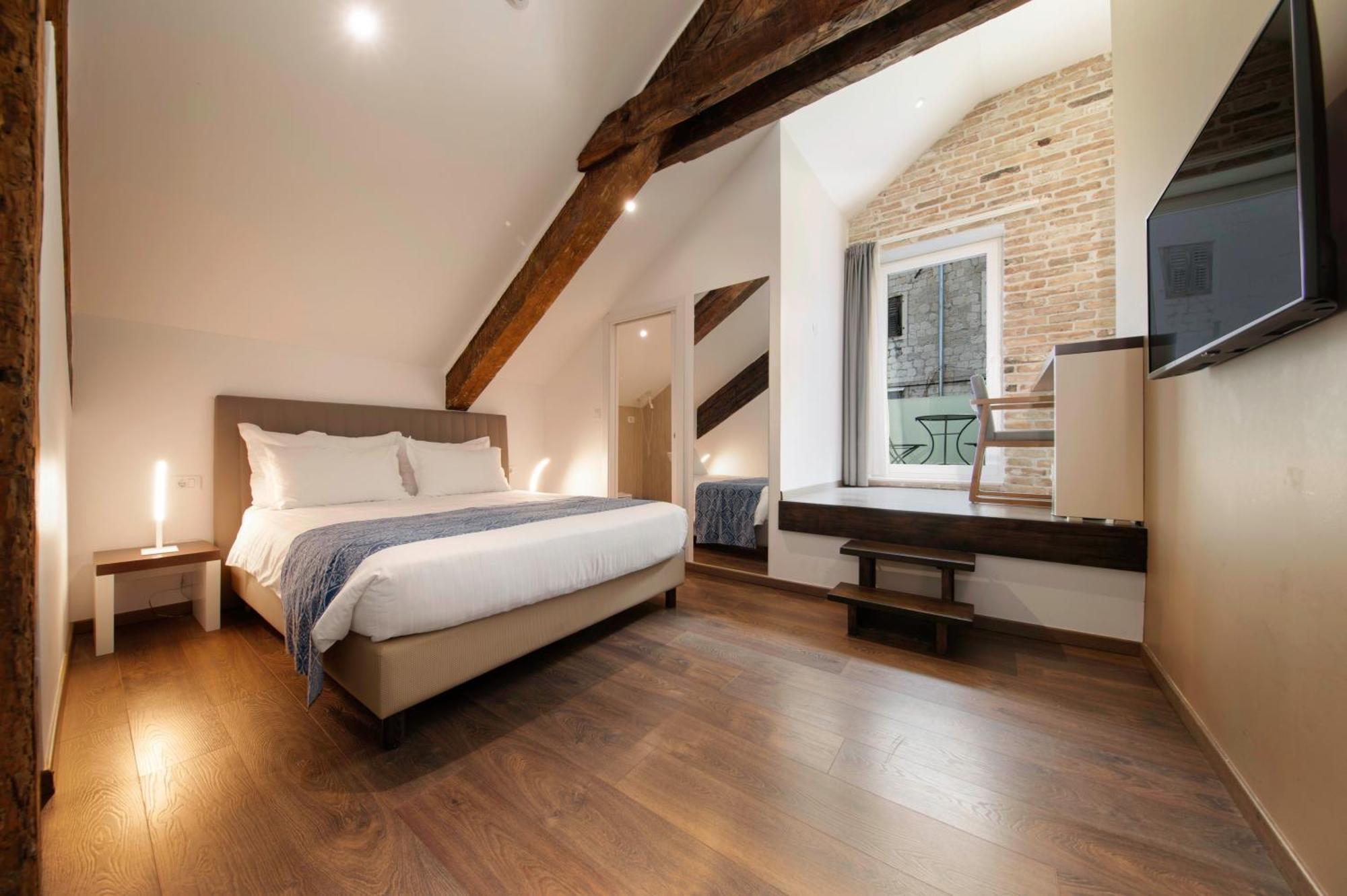 Azur Palace Luxury Gasthof 4*