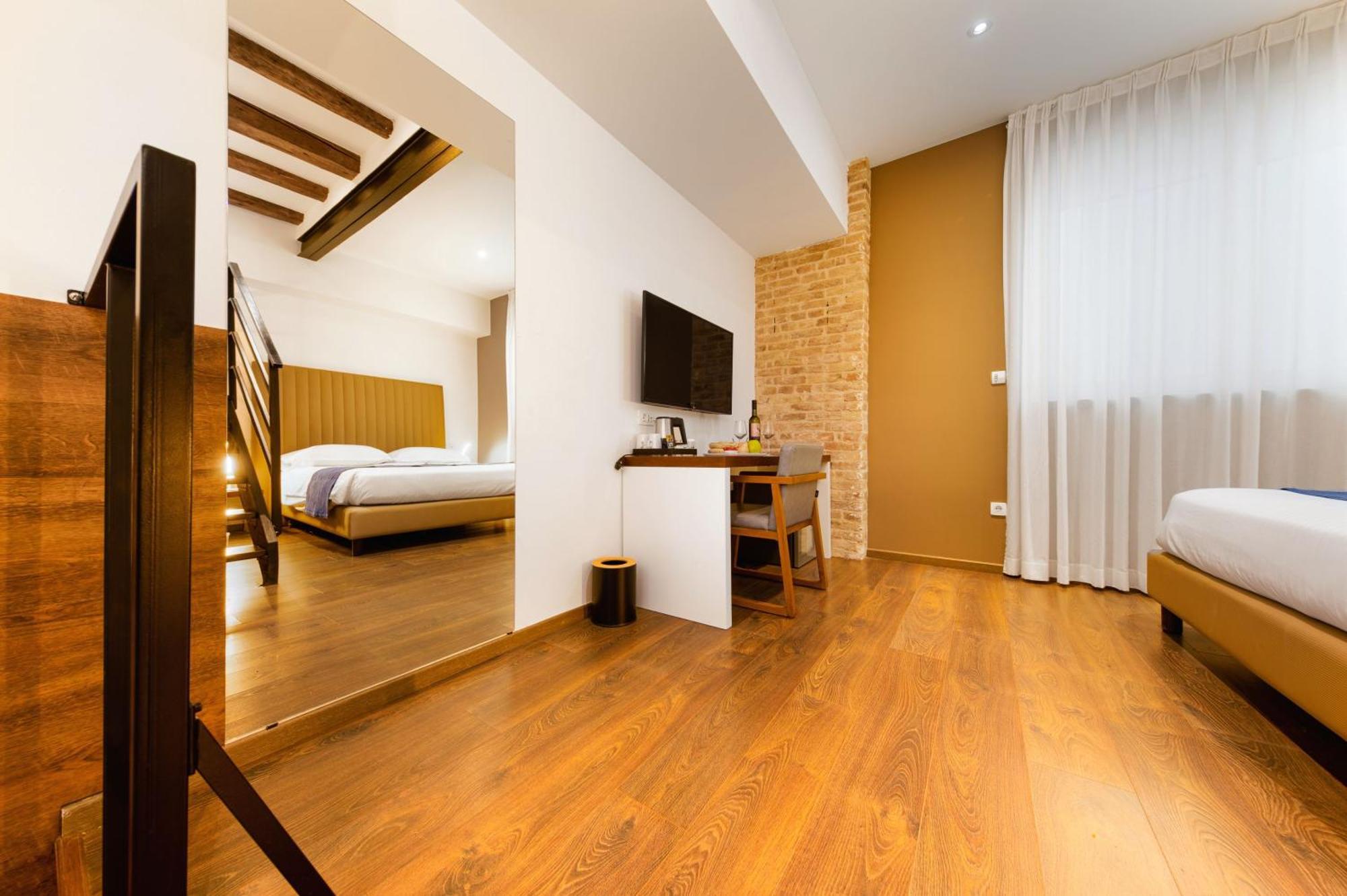 Azur Palace Luxury Gasthof 4*